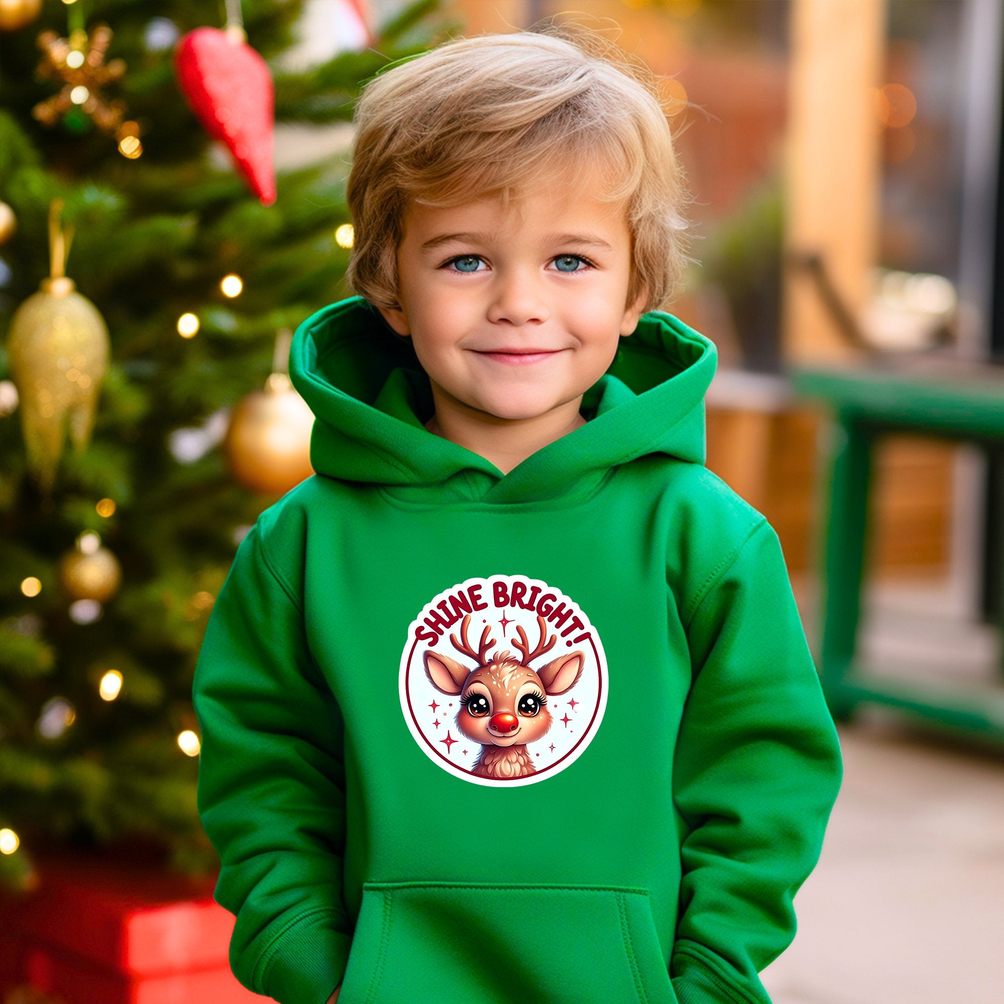 Kinder Hoodie "Shine Bright" mit Rentier Motiv – Strahlender Stil für die Weihnachtszeit